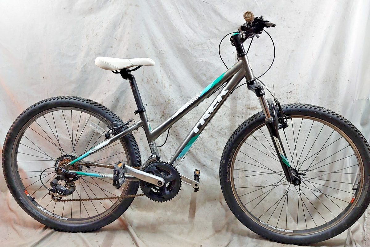 Trek 820 Trek Ladies E Bike Trek 820 Single Track 17in Womens Bike With In Proxibid Trek 820 Trek Ladies E Bike Trek 820 Single Track 17in Womens Bike With In Proxibid