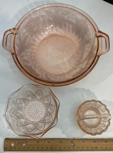 3 pc Vintage Pink Depression Glass Serving Bowls Dishes See photos, beautiful!