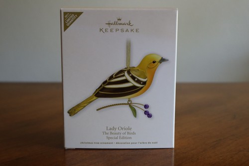 Hallmark Keepsake Special Edition Lady Oriole Ornament Beauty of Birds - Picture 8 of 12