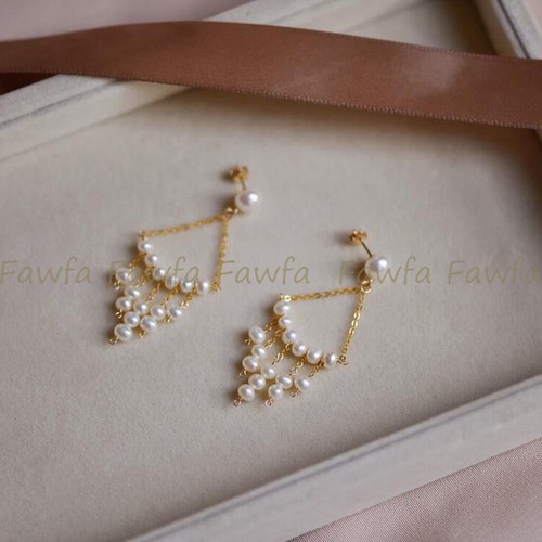 Genuine Natural White Freshwater Baroque Pearl Cluster Dangle Gold Hook Earrings - Picture 2 of 3
