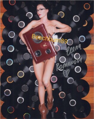 {{{Totally Groovy}}} ''ELENA ROMANOVA'' 'Beautiful Model' - Signed 8x10 Photo COA
