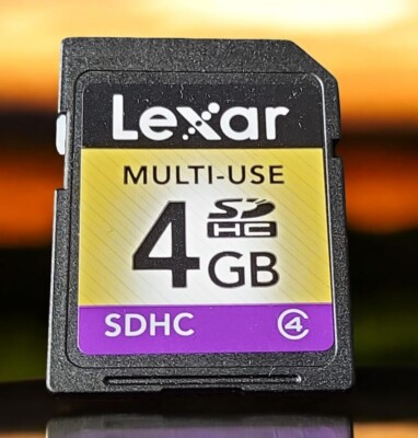 Lexar SD HC Mutli USE 4 GB  (für z.B. 3DS Konsolen)