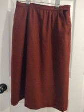 Vintage Wool Maroon/burgundy polyester lined Skirt with pockets