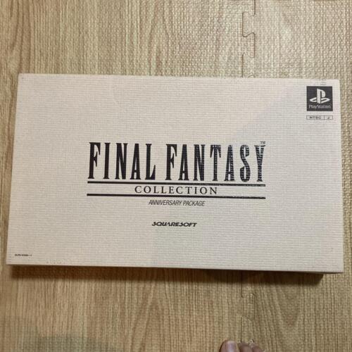 Orologio quadrato morbido Final Fantasy Anniversary Package PS Ottime condizioni - Foto 1 di 9