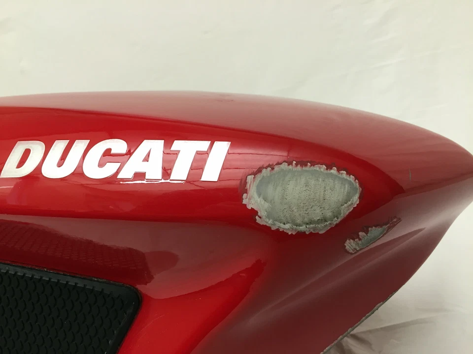 DUCATI 2010 848 SUPERBIKE FUEL GAS TANK CELL - VIDEO! OEM * - Image 2 of 4