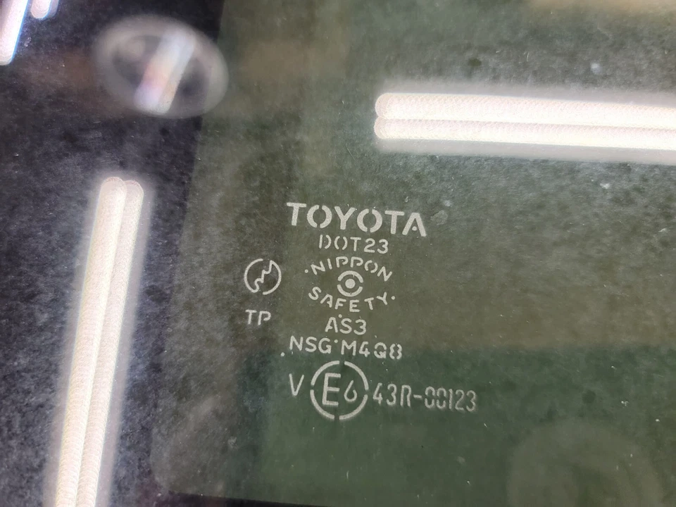 Lexus GS 400 Sunroof Glass Moonroof Factory 1998 1999 2000 2001 2002-2005 2401 - Image 2 of 4