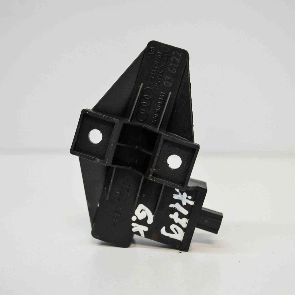 Antena AUDI A6 Avant 4F5, C6 4F0909141 3.0 Diesel 165kw 2006 3489620 Foto 2 de 4