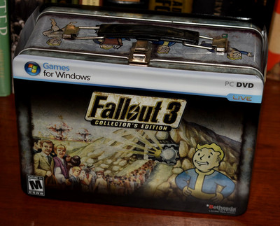 Fallout 3 Collector's Edition PC Complete in Box with Bobblehead & Lunch Box