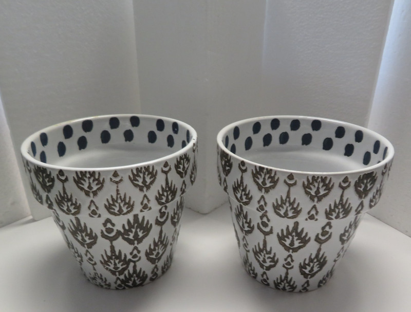 Allen and Roth Planter- Set of Two - Ceramic White/Brown IKat Design 5 inches