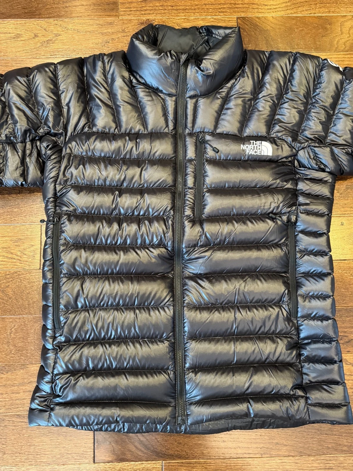 The North Face Summit Series Breithorn Down Jacket Men's Medium Black 800 Fill - product detail image 2
