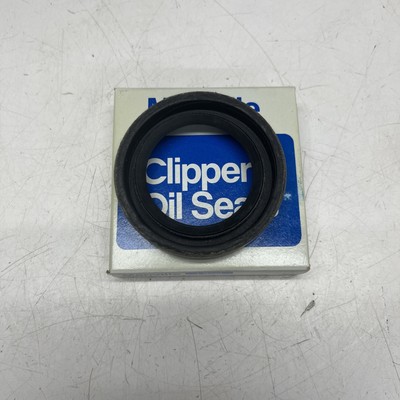 JM CLIPPER OIL SEALS 9598-RPD  9598 RPD OIL SEAL NEW - OLD STOCK FREE RETURNS
