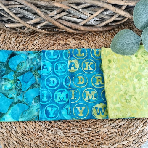 Island Batik cotton fabric bundles for patchwork, Turquoise and blue jelly roll - Picture 8 of 12