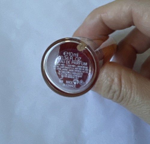 Lancome La Vie Est Belle L'Eau De Parfum Spray Travel 0.34oz /10ml NWOB - Picture 2 of 2