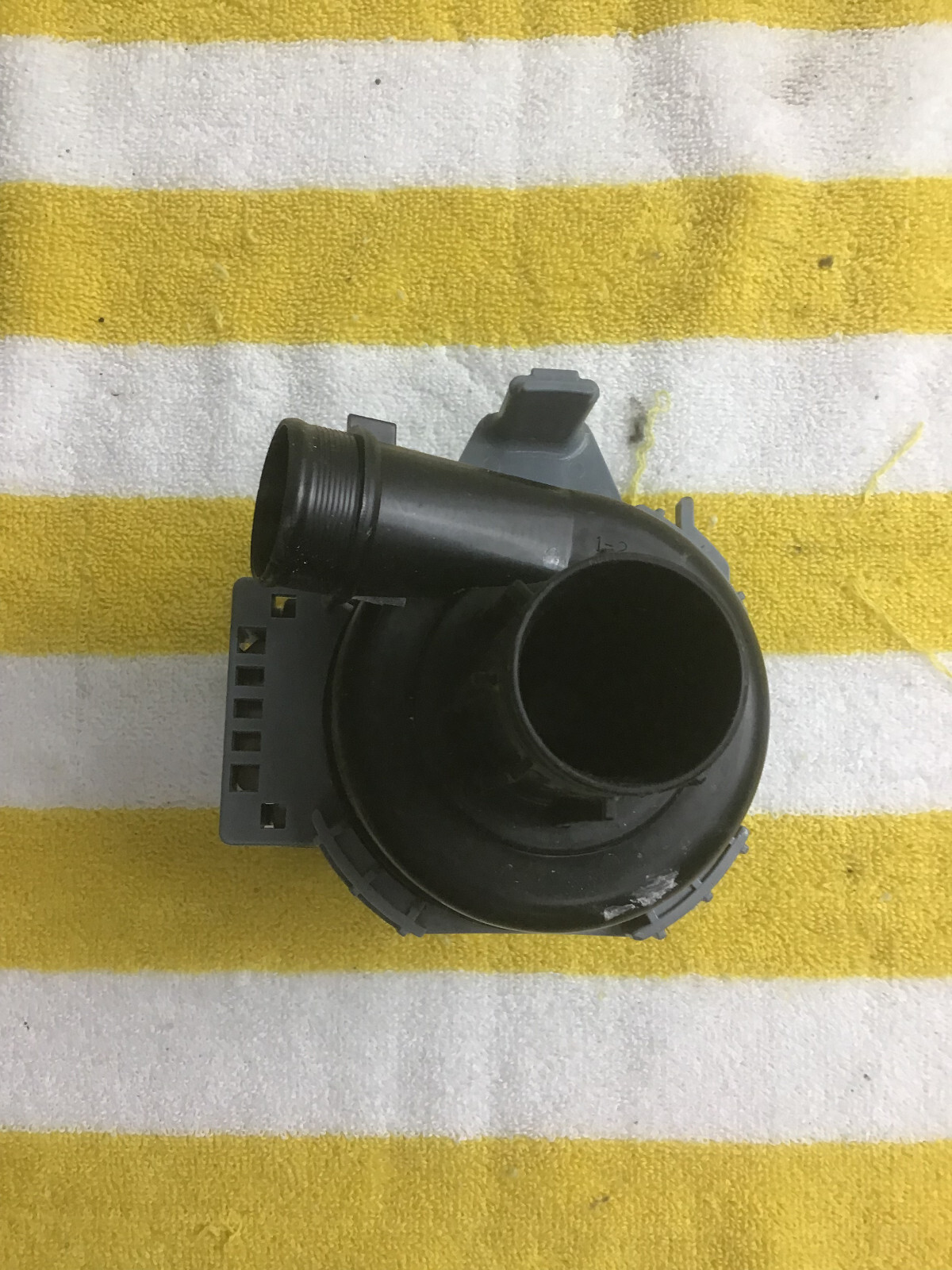 W11032770 whirlpool KENMORE DISHWASHER CIRCULATION PUMP free shipping