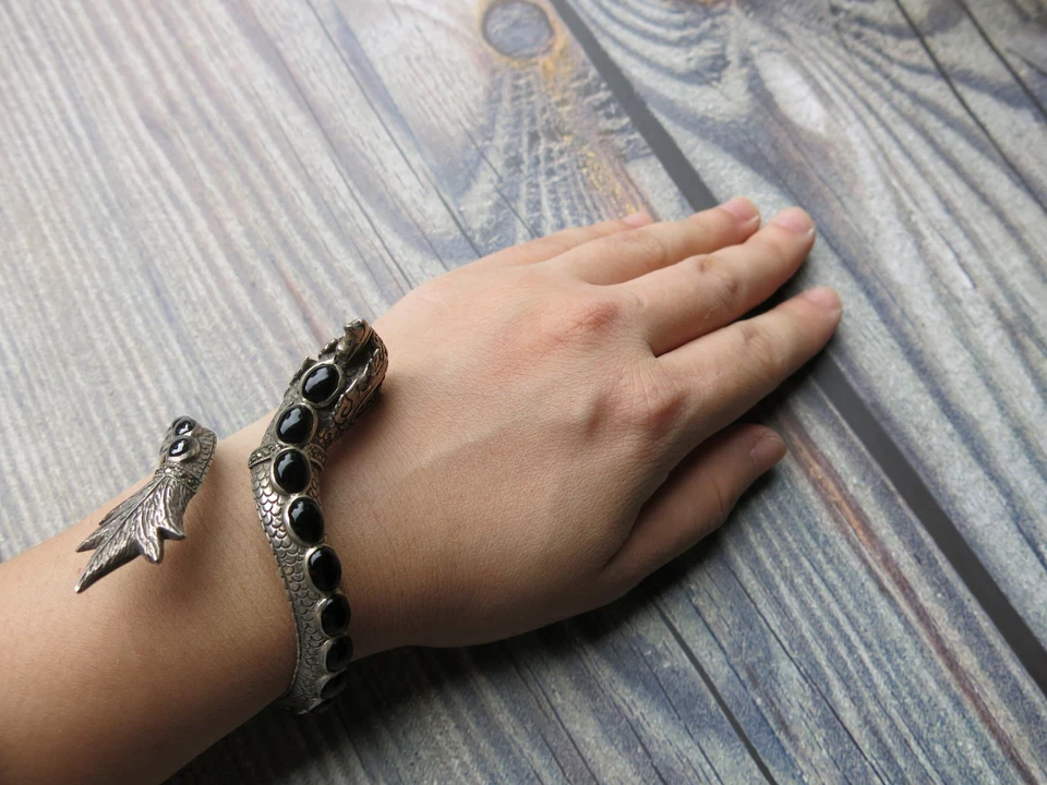 Unique 925 Sterling Silver Dragon Bangle with Black Onyx & Ruby Gemstones - Image 4 of 4