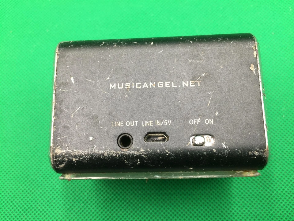 Altavoz portátil Bluetooth Music Angel Friendz, usado, muy rayado Foto 2 de 4