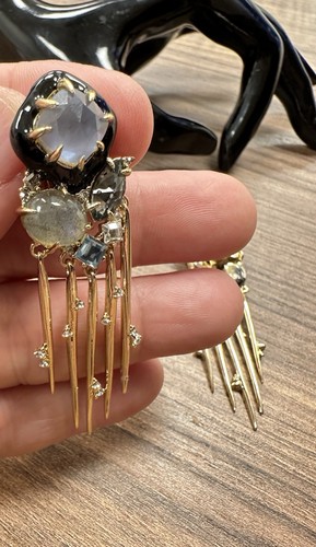 Auténticos pendientes Alexis Bittar chapados en oro Swarovski con clip colgante $595 - Imagen 6 de 10