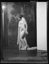 Photo:Alice Seltzer 1923 Nude Studio Portrait