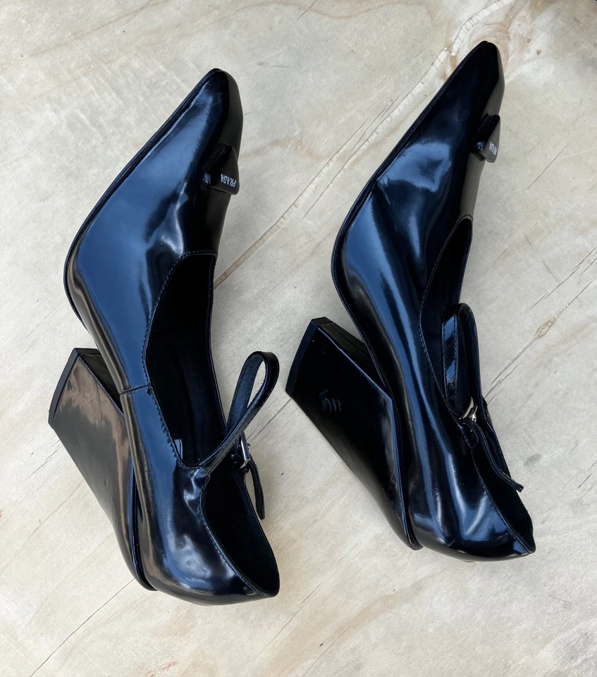 Zapatos de salón Prada Modelerie Mary Jane en cuero negro talla 36EU/6US Foto 4 de 4