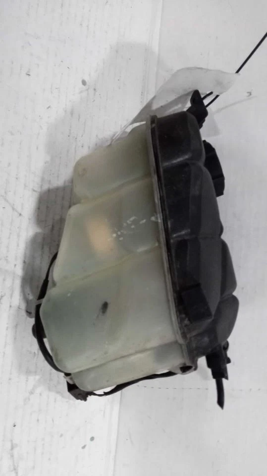 Depósito de refrigerante XC70 compatible con 08-16 VOLVO SERIE 70 549063 Foto 2 de 4