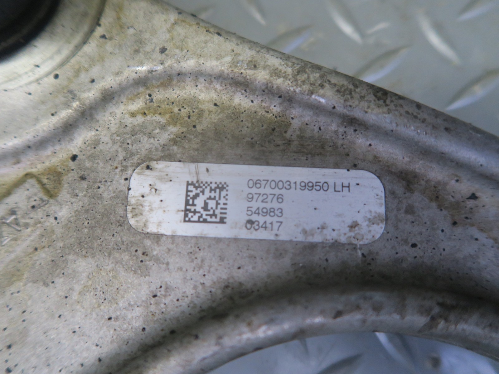 2017-2020 MASERATI LEVANTE M161 FRONT LEFT SUSPENSION UPPER CONTROL ARM