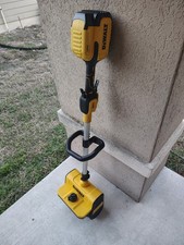 DEWALT 10 in. 20-Volt MAX Battery Snow Shovel w/ Adjustable Direction & Handle