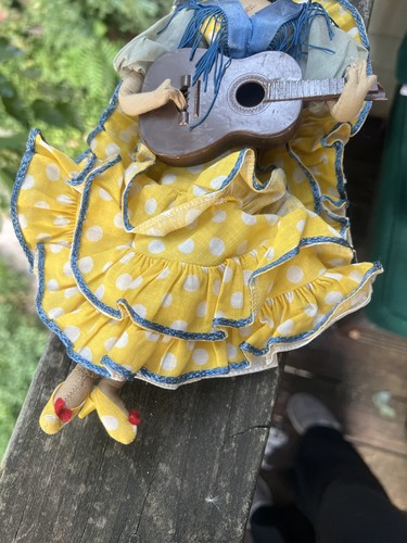 BAMBOLA CHITARRA GIOCATTOLO VINTAGE 12" ALTA BALLERINA DI FLAMENCO SPAGNOLA RAGAZZA CHE SUONA - Foto 5 di 9
