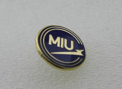【miu miu】ロゴ留め具 Japan MIU pin MIU 404 警視庁機動捜査隊バッジ レプリカ品