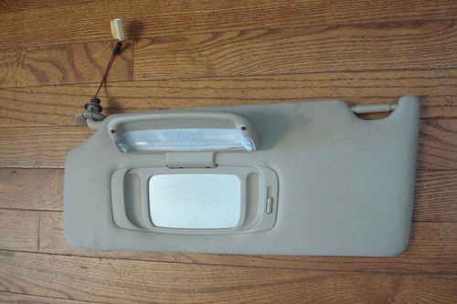 2007 TOYOTA AVALON XL 3.5L FWD OEM Passenger Right Side Sun Visor Sun Shade - Picture 5 of 9