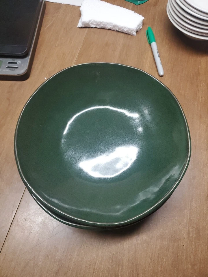 Cuencos para pasta de gres Pier 1 9" verde oscuro moteado usado en excelente estado cubo pintado a mano 104 Foto 3 de 4