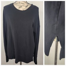 ATHLETA Sz S Sweatshirt Relaxed Side Slit Thumbholes Tee Black