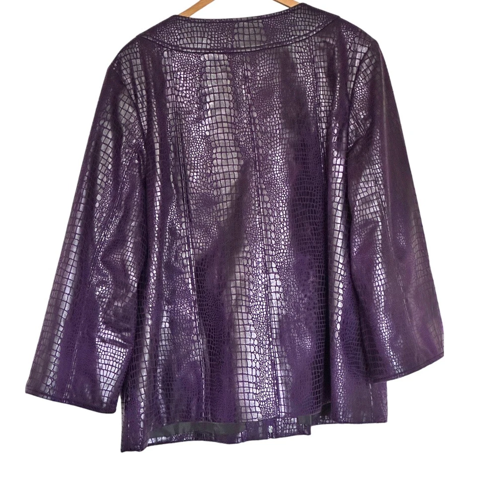 Susan Graver Purple Faux Leather Reptile Print Jacket Sz Large 3/4 Bell Sleeve - Image 2 of 4