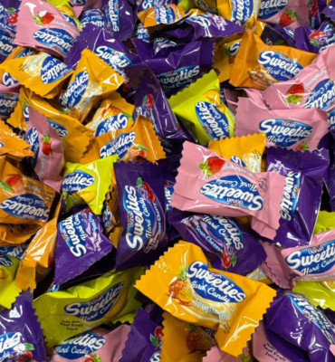 Bonart Sweeties Fruit & Milk Cream Bulk Hard Candy,  Real Fruit Juice (2 Pounds)