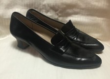 NEW VINTAGE SALVATORE FERRAGAMO ITALIAN LEATHER PENNY LOAFER PUMPS SIZE 8AA 