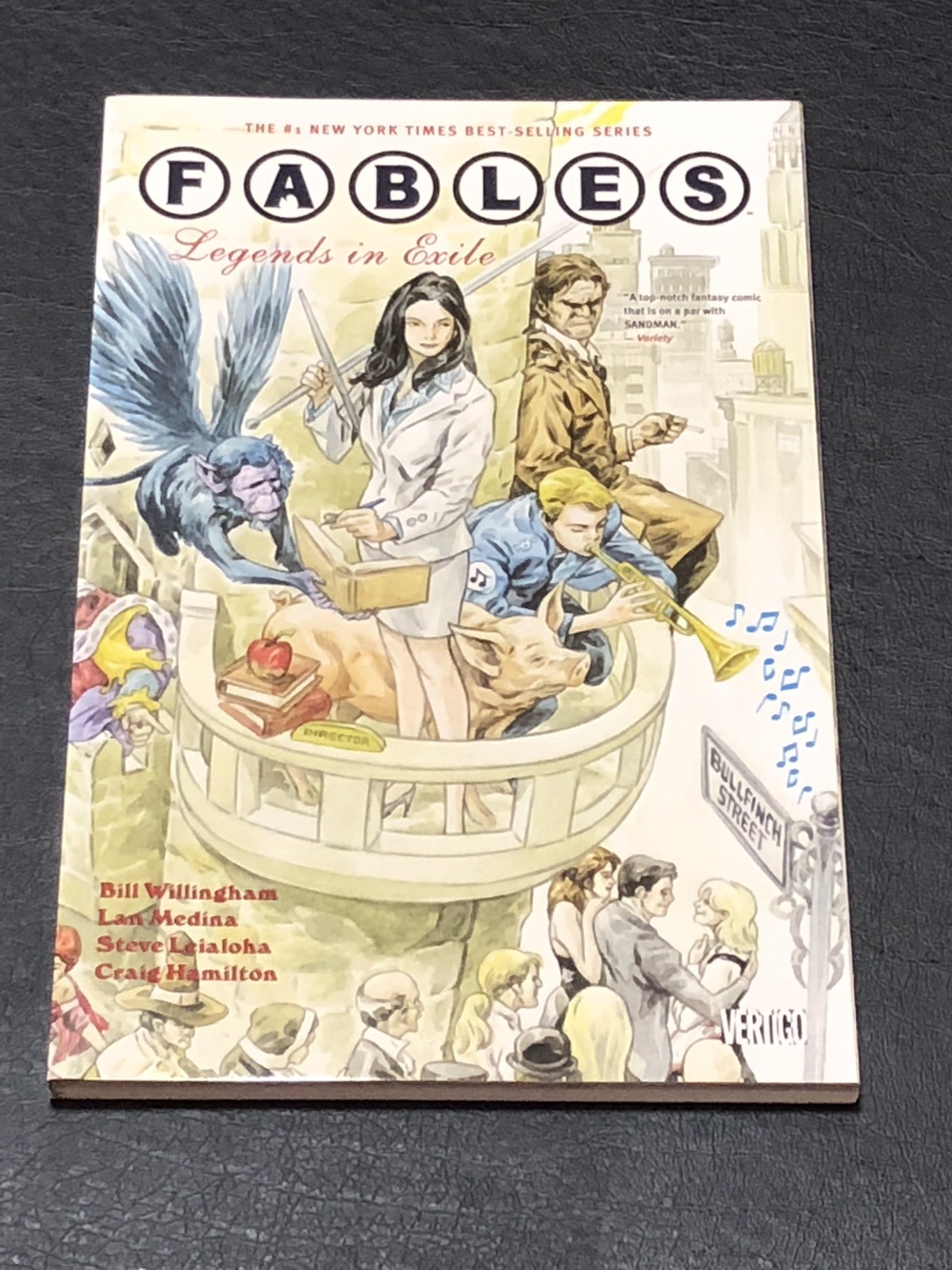 Fables: Legends in Exile Graphic Novel / Trade Paperback Nice! Awesome ...