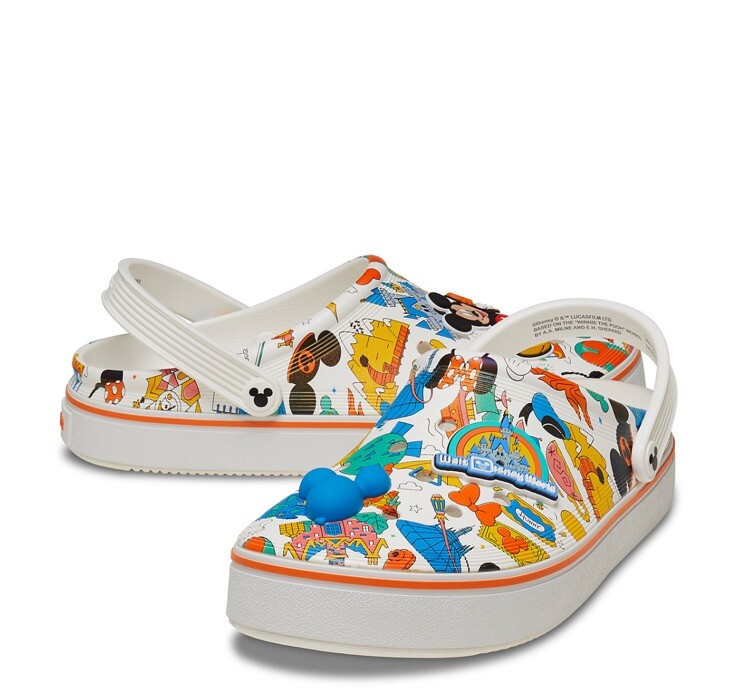 【Crocs】Walt Disney World パークアイコン クロックス NEW Walt Disney World Crocs Featuring Park Icons Now
