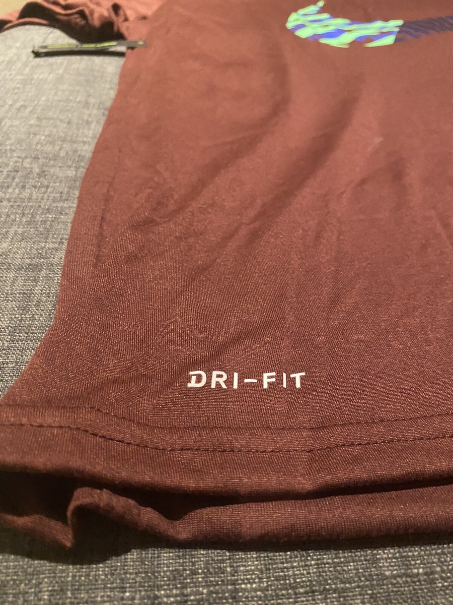 New! Nike Tee Dri-fit Swoosh Logo Trainning Anti-Odor Men Size Small  CU8475-068