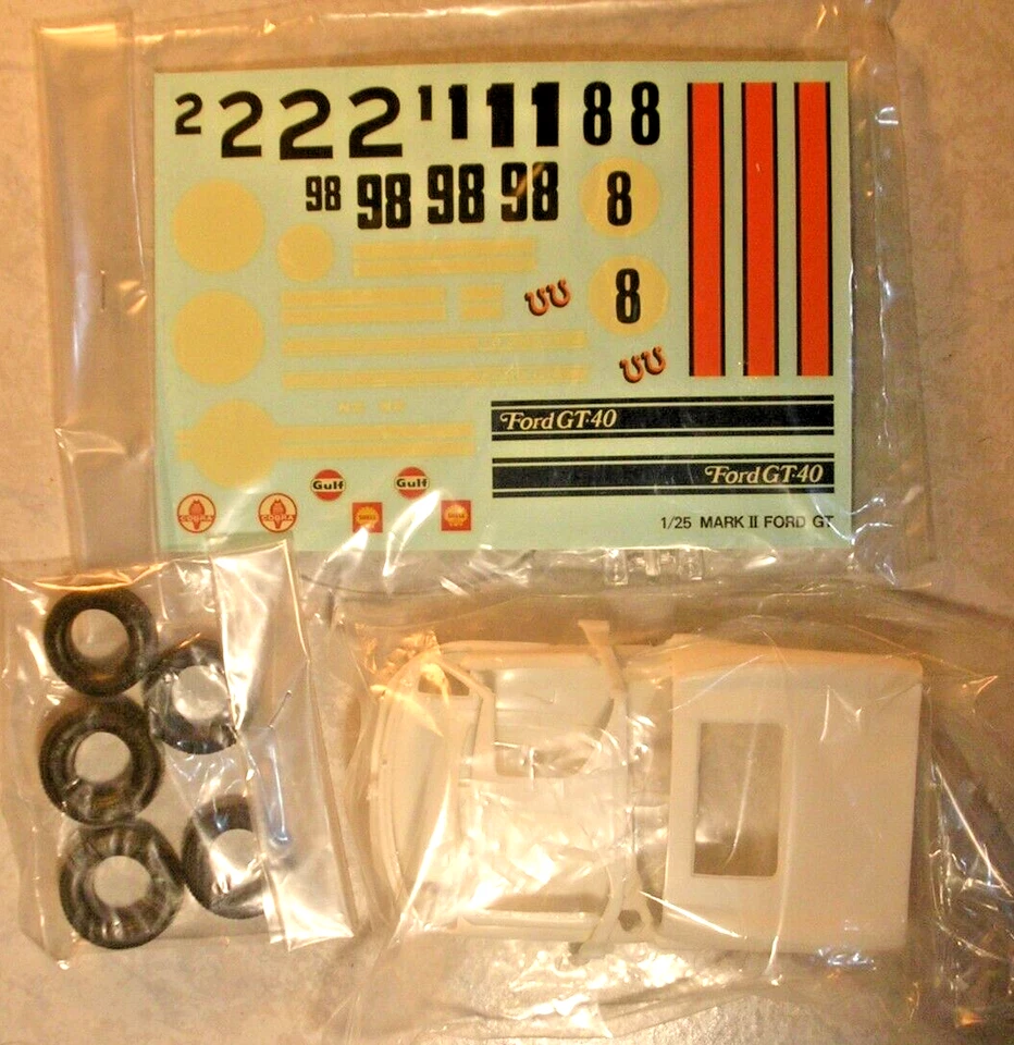 FORD GT MARK II - 24 H. LE MANS 1966 WINNER - UNION- KIT MC04 1800 - 1/25 SCALE - Immagine 3 di 4