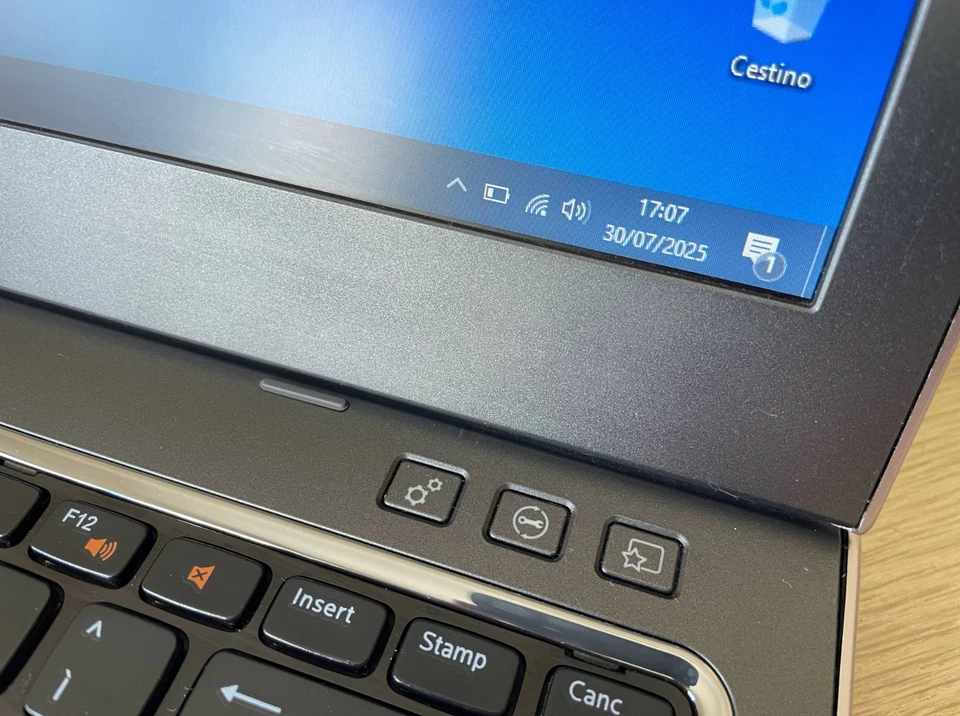 laptop notebook dell vostro 3460 Intel i5 6Gb RAM buon usato - Immagine 3 di 4