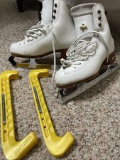 Used Riedell 91 Figure Skates, White, Size 2.5, JW Coronation Ace blades  Guard