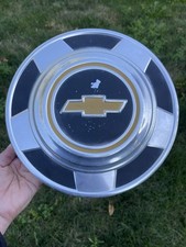 197387 Chevy Chevrolet Bowtie Gmc Truck Blazer Hubcap 12 Ton Dog Dish Single 197387 Chevy Chevrolet Bowtie Gmc Truck Blazer Hubcap 12 Ton Dog Dish Single