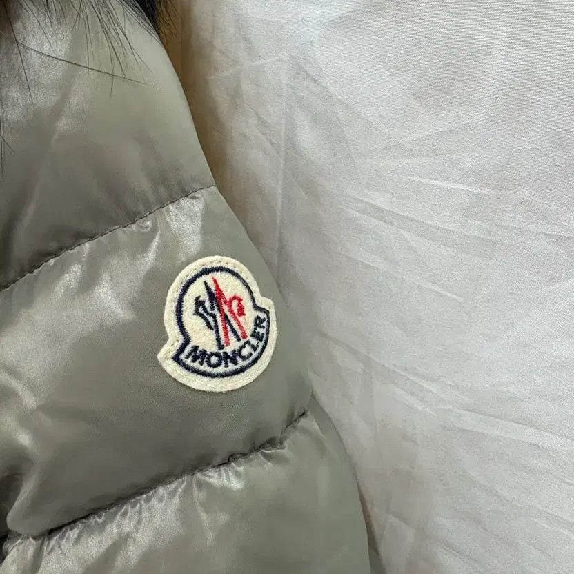 Moncler Women's Padded Jacket 55 Size - Authentic, Grayish Silver thumbnail 8