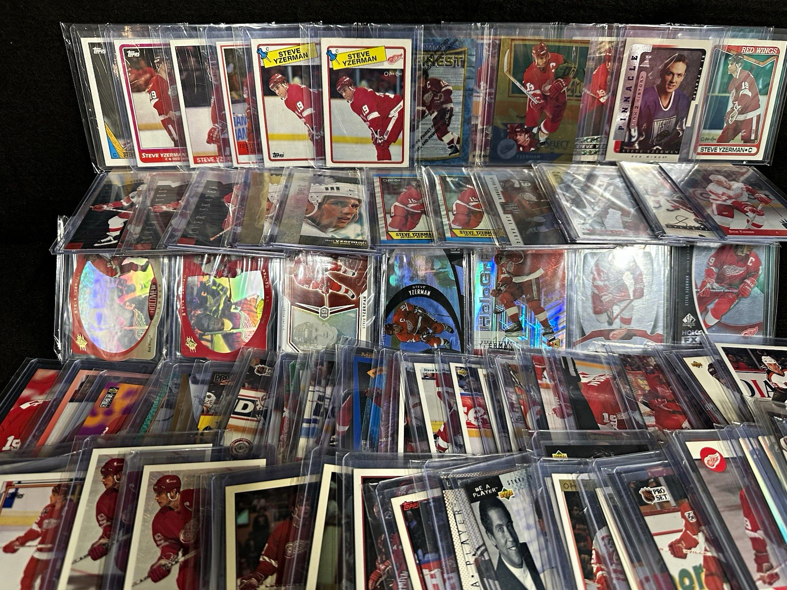 Steve Yzerman Detroit Red Wings Lot 85 different Cards Big Collection Upper Deck