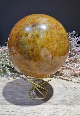 Goldheiler Quarz Kristall Kugel 976 g 88,1 mm freistehend - Hämatoid 