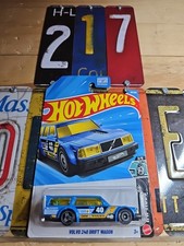 Hot Wheels Volvo 240 Drift Wagon Blue 69250