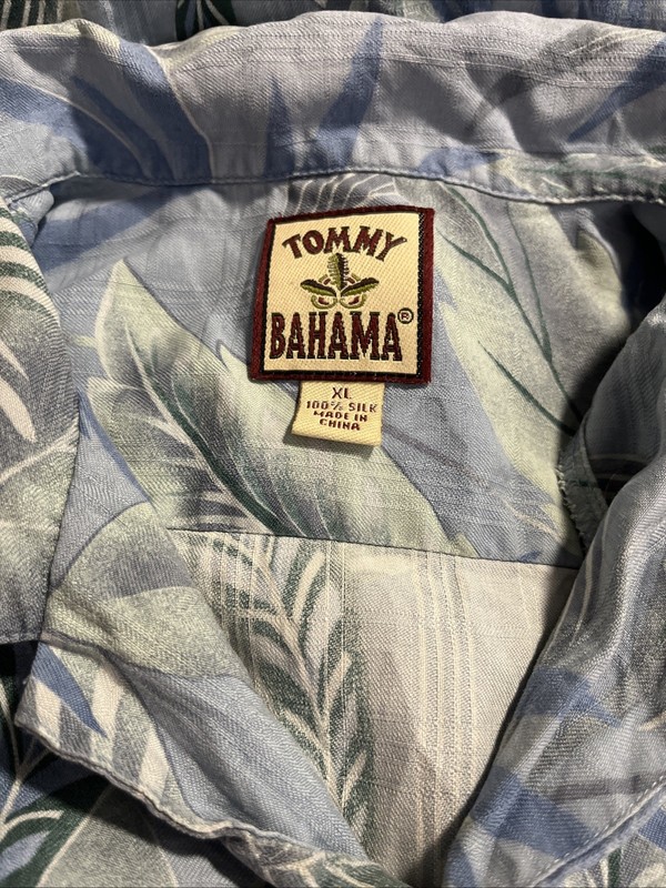 Tommy Bahama Button Shirt Mens Size XL Silk Short Sleeve Blue Floral (F55)