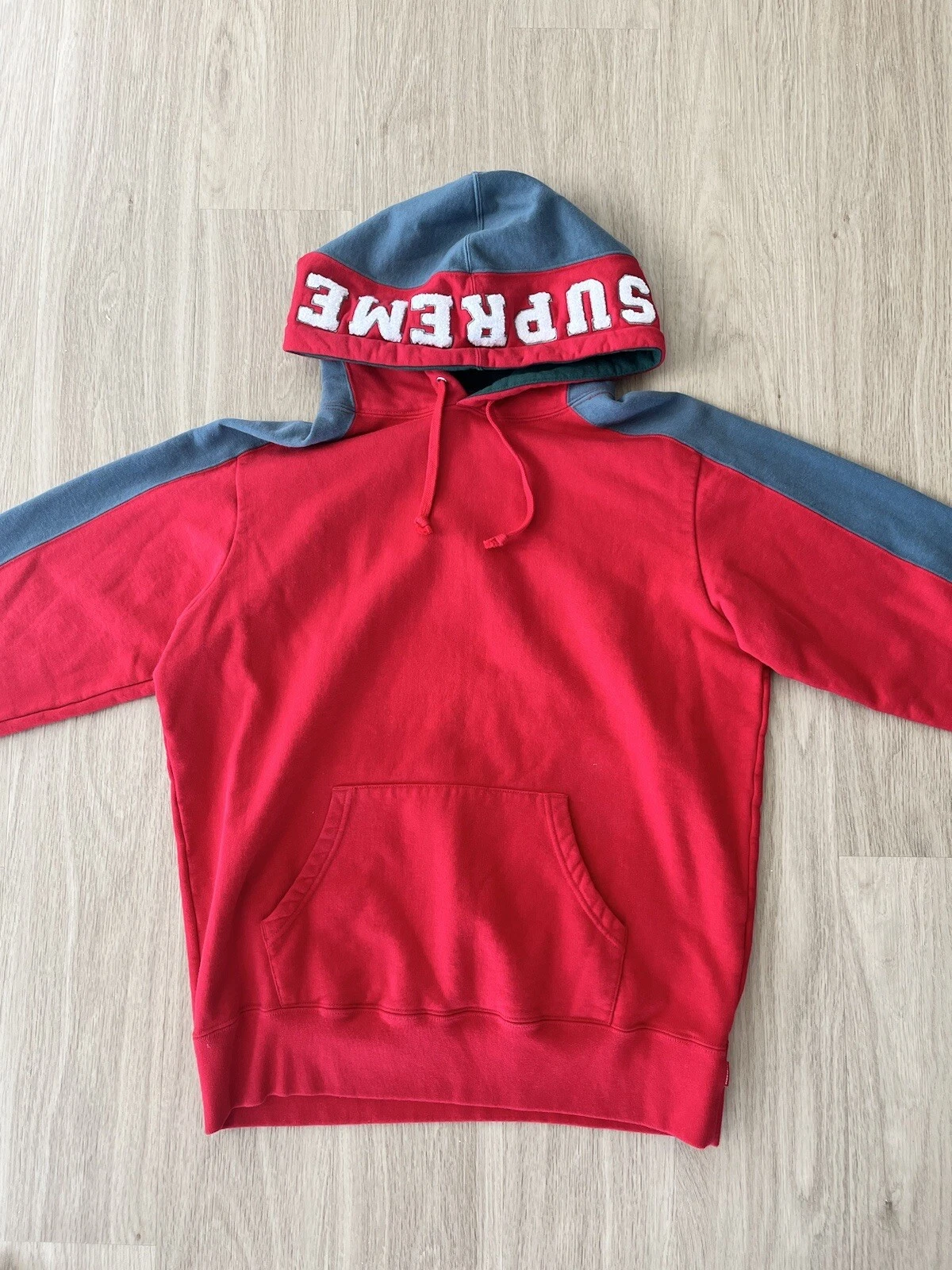 NEUF sweat shirt à capuche lambrissé Supreme FW18 rouge M moyen GUCCI COLORWAY authentique