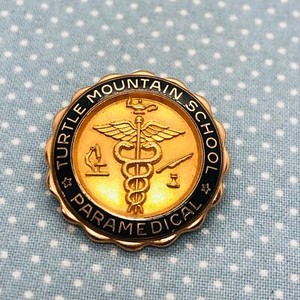 Vtg Turtle Mountain Paramedic School 10k GF Pin Badge EMS Education Belcourt ND