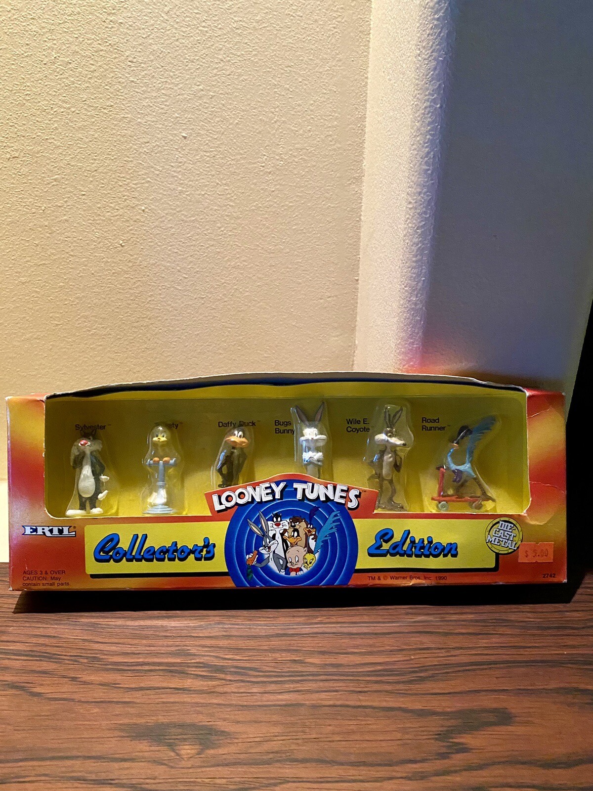 Vtg 1990 ERTL Looney Tunes Die Cast Mini Figures Collectors Edition 6 Pieces NOS