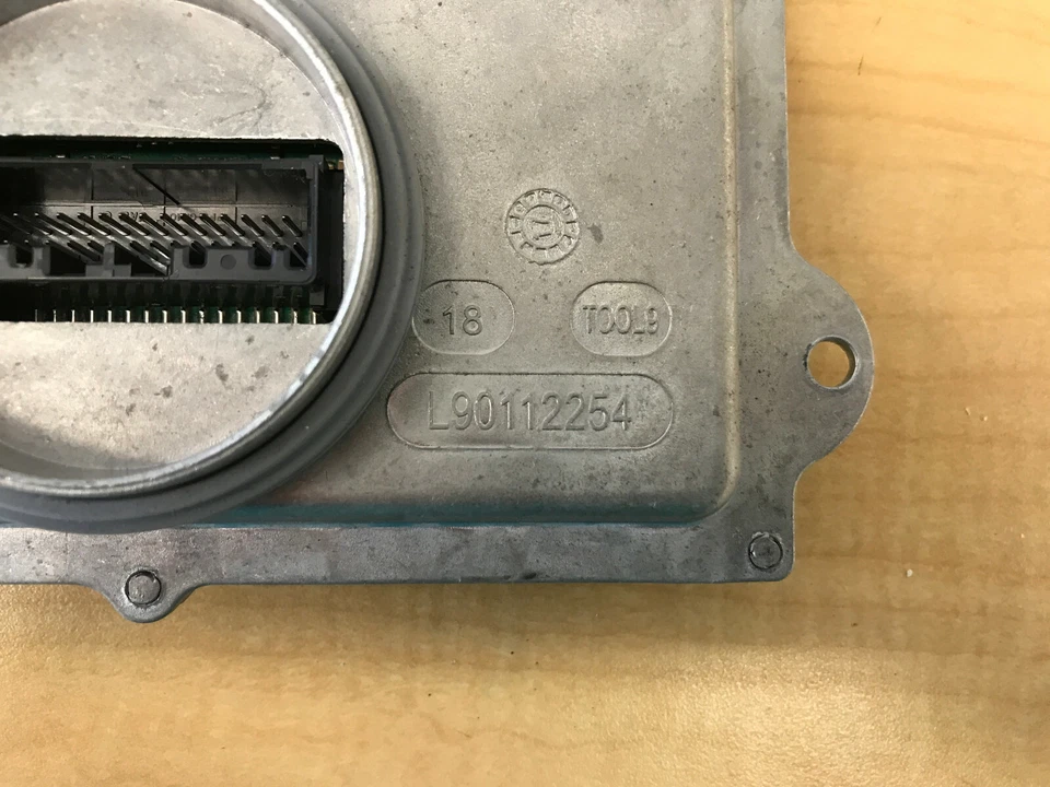 Módulo de control de faros LED 18-20 Volvo S90 31434776 Foto 3 de 3